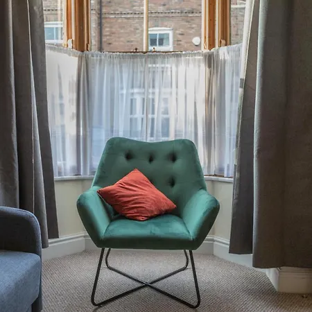 Holiday home Milton Stays: Cosy Centre House With Garden And Parking York